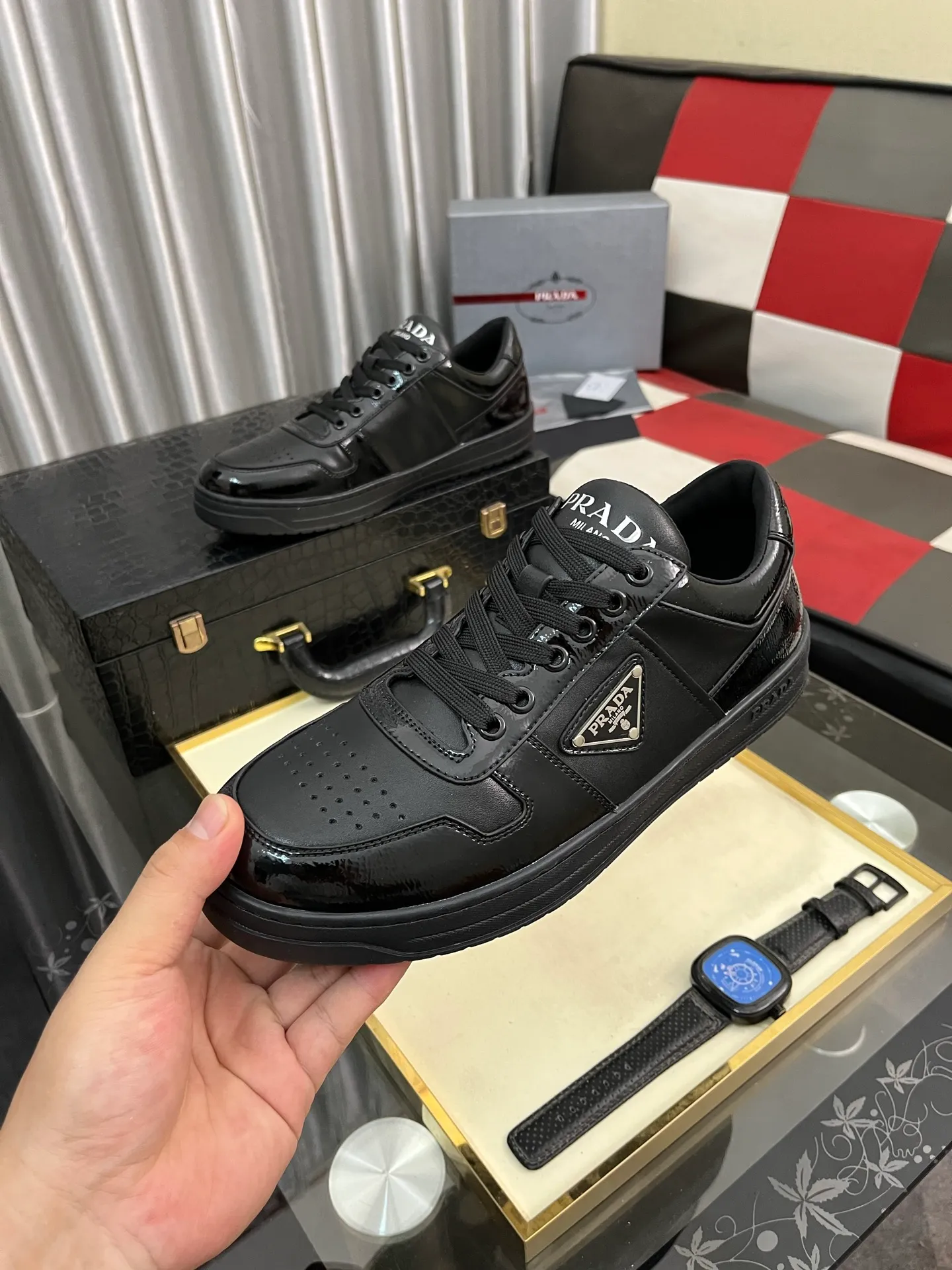 Men's shoes 💰560⌚️⌚️【PRADA】Prada - high-end quality original order 🔍🔍🔍 casual sports shoes - upper: 🔝 Nappa calfskin, brand high satin hollow canvas, shoe body sewn brand metal fasteners, tongue injection molded brand logo - lining: water-dyed cowhide - outsole: ultra-light TPU foam rubber; two-color molded outsole -Ultra-high quality control and fine workmanship: highlighted (high-end, extravagance, and class) -Size: 38-444️⃣colors available